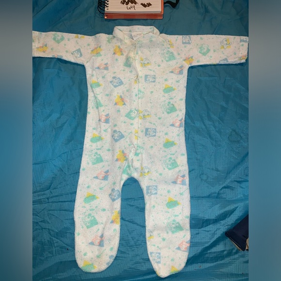 Vintage 80-90s Triplets one-piece pajama for babies, Vtg baby sleepwear 6/9 m - Picture 1 of 3